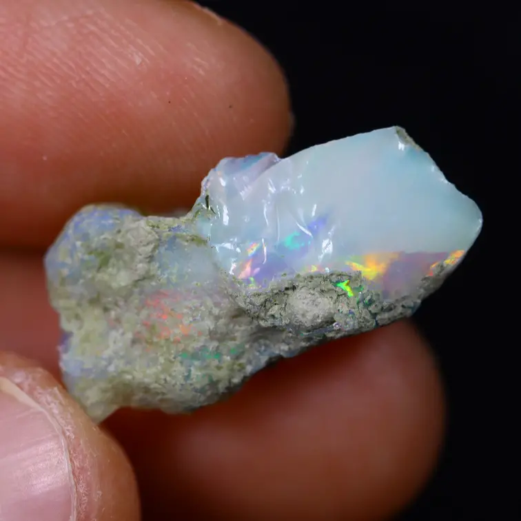 Rough Ethiopian Welo Opal - ‘The Ridge" - (21 x 10 x 7 mm - 7,1 carats) - POC-0739