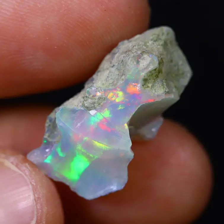 Äthiopischer Welo-Opal in Rohform - „The Ridge" - (21 x 10 x 7 mm- 7,1 Karat) - POC-0739