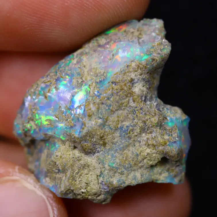 Rough Ethiopian Welo Opal - ‘Revealed Treasure" - (26 x 22 x 9 mm- 17 carats) - POC-0742