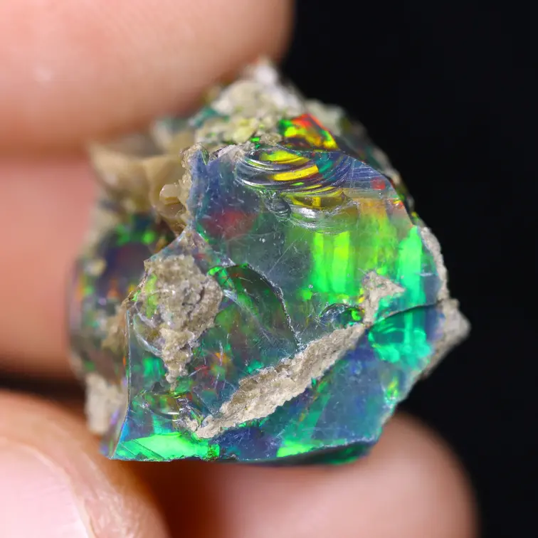 Äthiopischer Welo - Räucheropal "Royalty Button" - (18 x 17 x 11 mm - 17.59 Karat) - POC-0887