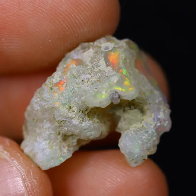 Raw Ethiopian Welo opal - ‘Crescent Moon’ - (19 x 11 x 10 mm - 9.1 carats) - POC-0890