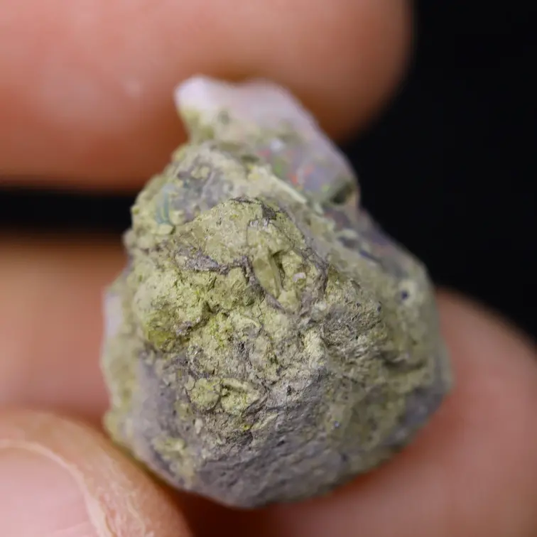 Opale Welo brute d'Éthiopie - « Soul Protection" - (19 x 17 x 12 mm - 8 carats) - POC-0897