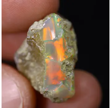 Opale Welo brute d'Éthiopie - « Lava Spike" - (16,6 x 15,6 x 12 mm - 14 carats) - POC-0901