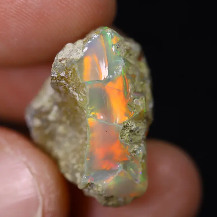 Opalite grezza etiope Welo - “Lava Spike" - (16,6 x 15,6 x 12 mm - 14 carati) - POC-0901