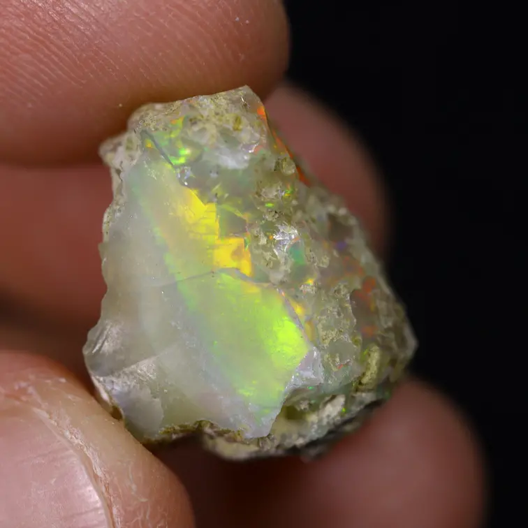 Opale Welo brute d'Éthiopie - « Lava Spike" - (16,6 x 15,6 x 12 mm - 14 carats) - POC-0901