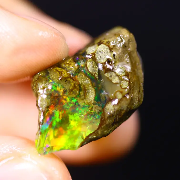 Rohes äthiopisches Welo – Kristallopal – „Fantasy Universe" - (18 x 17 x 13 mm - 22.4 Karat) – POC-0911