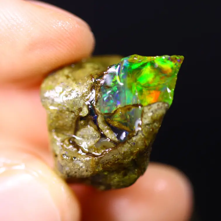 Welo brut d'Éthiopie - Opale cristalline - « Fantasy Universe" - (18 x 17 x 13 mm - 22.4 carats) - POC-0911