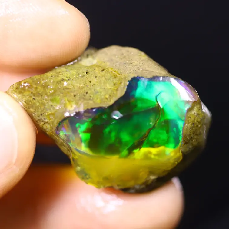 Welo brut d'Éthiopie - Opale cristalline - « Hidden Universe" - (21 x 22 x 9 mm - 28.8 carats) - POC-0918