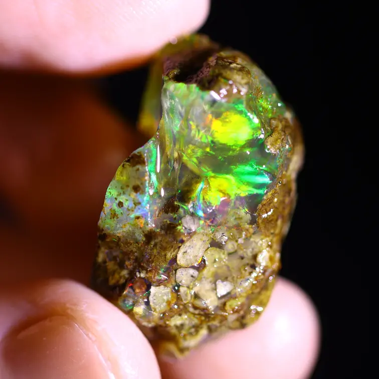 Welo grezzo etiope - Opale cristallo - “Vibrant Portal” - (26 x 17 x 15 mm - 38,4 carati) - POC-0867