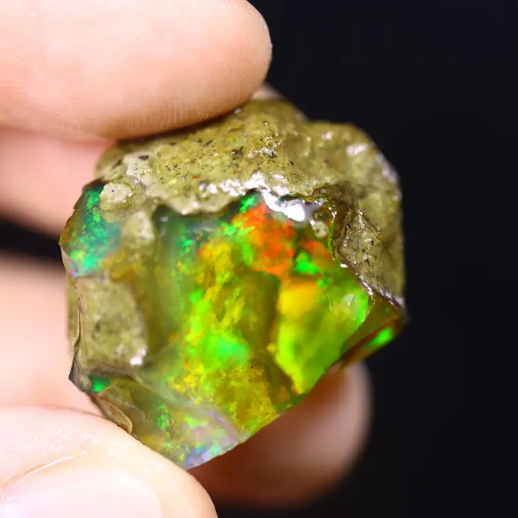 Raw Ethiopian Welo - Crystal Opal - ‘Nature's Demand’ - (25 x 21 x 16 mm - 37.1 carats) - POC-0855