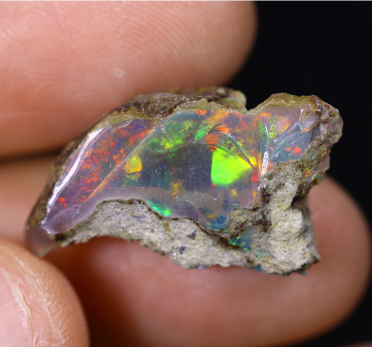 Rohes geräuchertes äthiopisches Welo-Opal – „Moonlight Blackout“ – (21x 13 x 8 mm - 8,8 Karat) – POC-0873