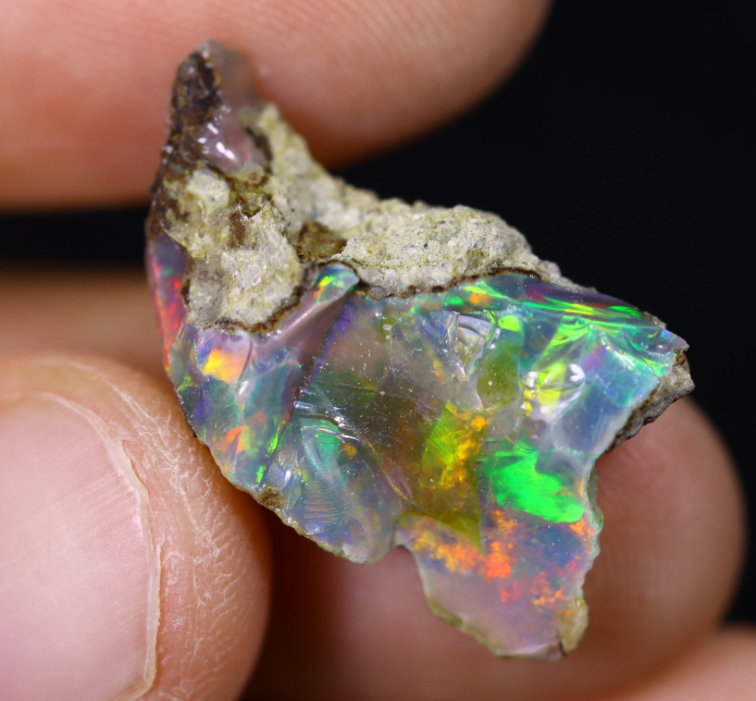 Rohes geräuchertes äthiopisches Welo-Opal – „Moonlight Blackout“ – (21x 13 x 8 mm - 8,8 Karat) – POC-0873