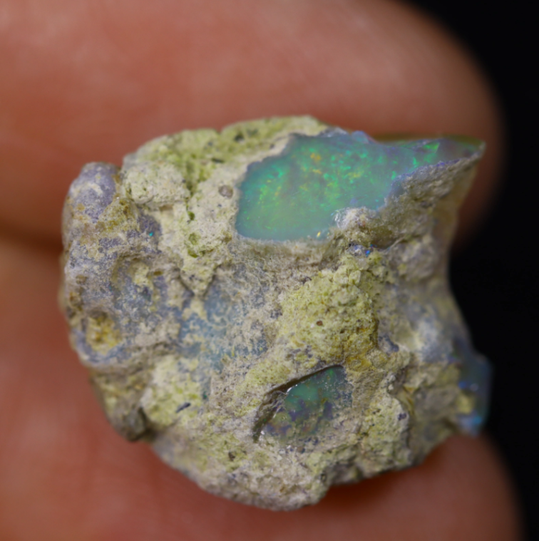 Raw Ethiopian Welo - Crystal Opal - ‘Truth Seeker’ - (16 x 15 x 11 mm - 9,8 karaat)