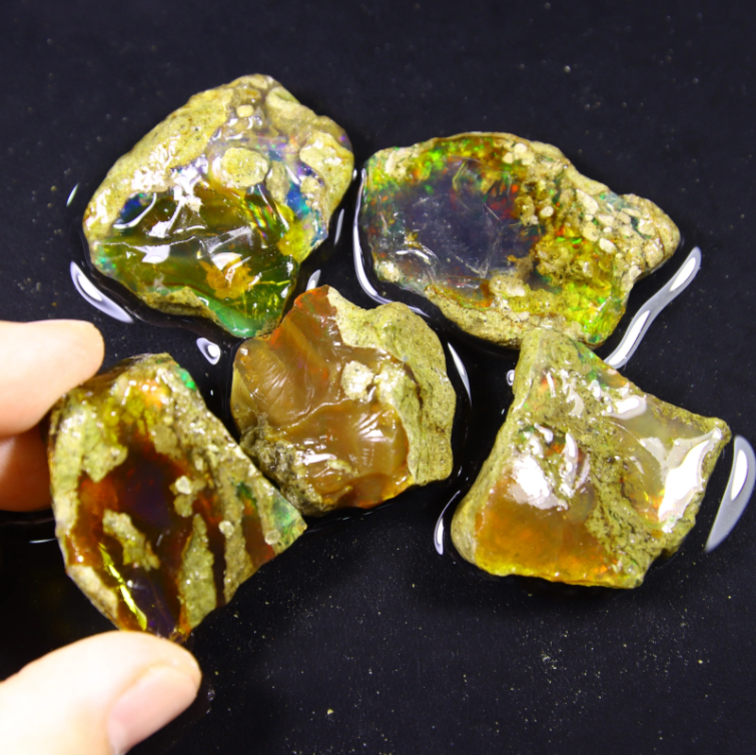 Conjunto de ópalos Welo etíopes en bruto - «Meteor Strike» - 254 karaat