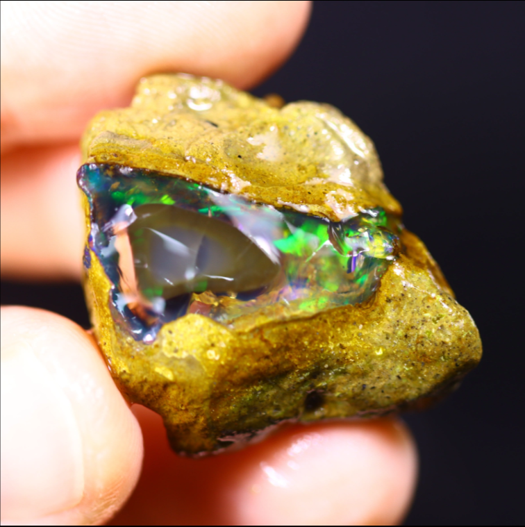 Rohes äthiopisches Welo – Kristallopal – „Ancient Key“ – (27 x 26 x 11 mm – 40,4 Karat)