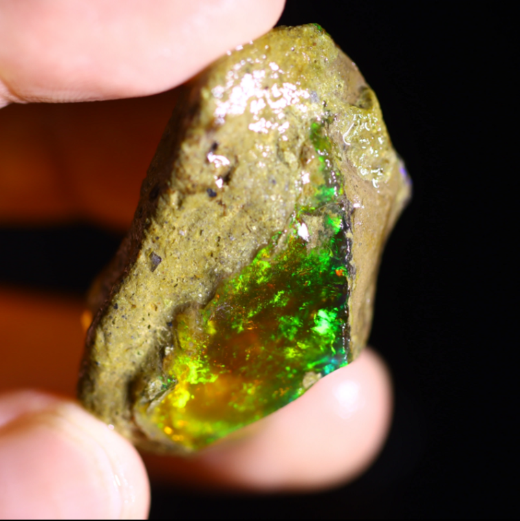 Ruwe Ethiopische Welo - Kristal Opaal - "Exploding Sun" - (36 x 22 x 17 mm - 56,6 karaat)