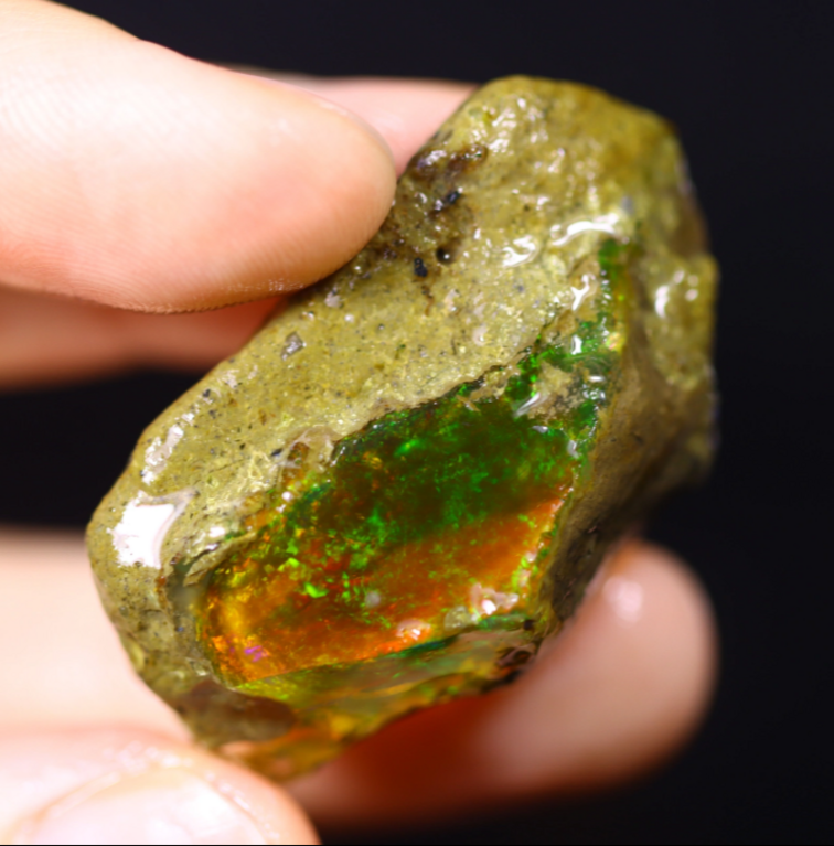 Ruwe Ethiopische Welo - Kristal Opaal - "Exploding Sun" - (36 x 22 x 17 mm - 56,6 karaat)