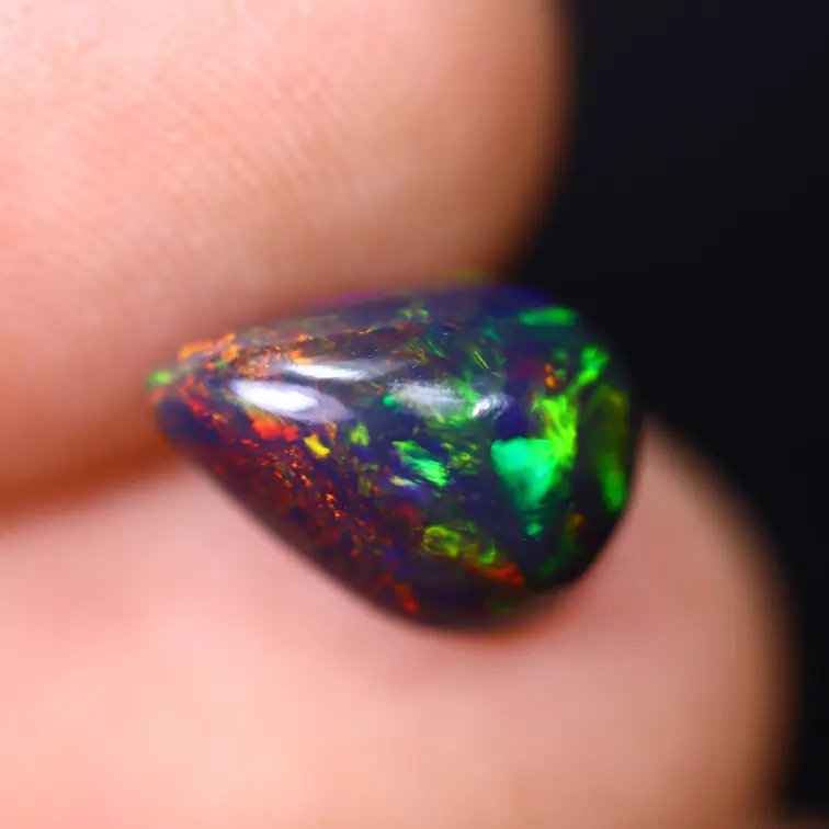 Opale Welo Etiope - Opale Affumicata "Smoked Aurora Drop" - (10.2 x 7.3 x 4.9 mm - 1.52 carati)
