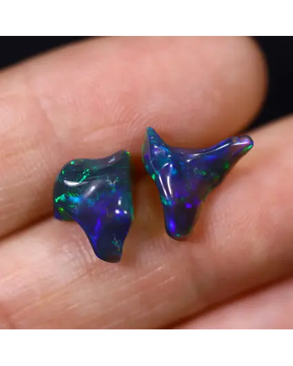 Äthiopischer Welo - Geräucherter Opal "Smoky Abyss Duo" - (11.7 x 11.1 x 4.2 mm - 3,72 Karat)