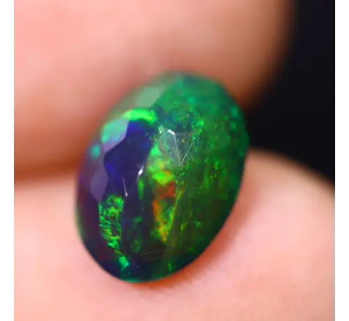 Opale Etiope Welo - Opale Affumicata "Verdant Mirage" - (10.8 x 7.7 x 4.6 mm - 1.73 carati)