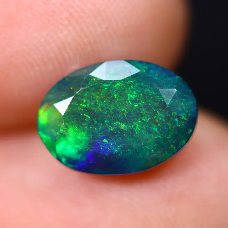 Äthiopischer Welo - Geräucherter Opal "Verdant Mirage" - (10.8 x 7.7 x 4.6 mm - 1.73 Karat)