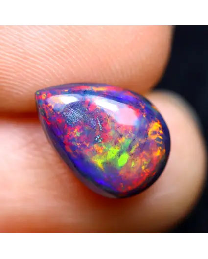 Ópalo Welo Etíope - Ópalo Ahumado "Ember Veil" - (10.8 x 7.6 x 3.8 mm - 1.58 quilates)