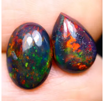 Ethiopische Welo - Gerookte Opaal "Ember Veil" - (10 x 7 x 3.8 mm - 2.5 karaat)