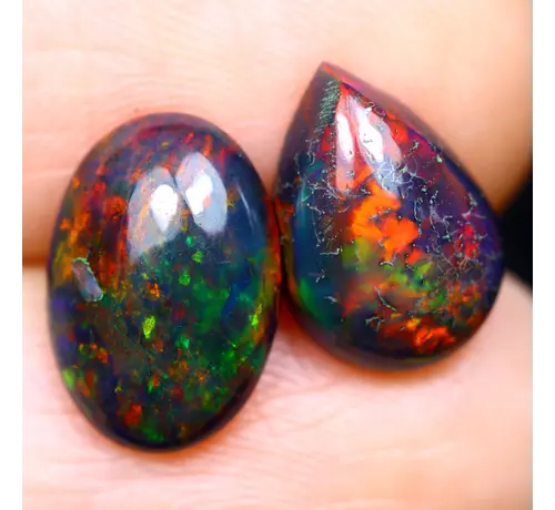 Ethiopische Welo - Gerookte Opaal "Ember Veil" - (10 x 7 x 3.8 mm - 2.5 karaat)