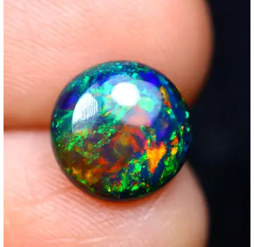 Ethiopian Welo - Smoked Opal "Smoked Ember" - (8.3 x 8.3 x 3 mm - 1.15 carat)