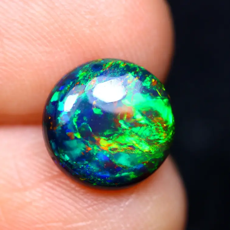 Ethiopian Welo - Smoked Opal "Smoked Ember" - (8.3 x 8.3 x 3 mm - 1.15 carat)
