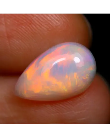 Naturale Opale Welo Etiope - "Rainbow Veil" - 11.8 x 7.3 x 3 mm - 1.13 carati