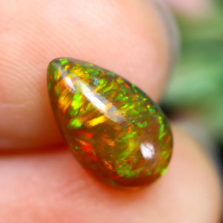 Ethiopische Welo - Gerookte Opaal "Caramel Ember" - (10.6 x 6.2 x 3.8 mm - 1.29 karaat)