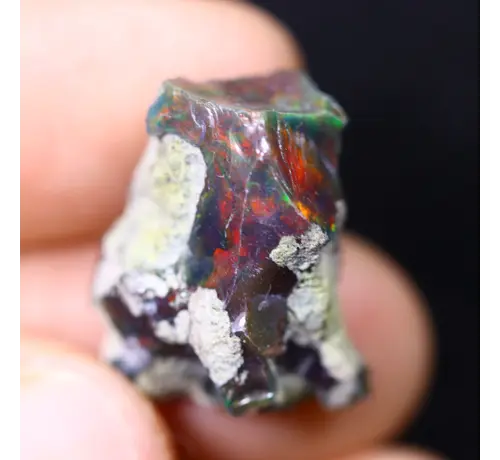 Ethiopische Welo - Gerookte Opaal "Lunar Eclipse" - (19 x 16 x 10 mm - 11.7 karaat)