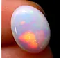 Natürlicher äthiopischer Welo-Opal - "Radiant Arc" - 12.5 x 9.2 x 4 mm - 2.34 Karat