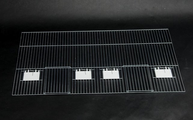 Voorfront broedkooi 80 x 40 cm – 2 deuren & 4 klepjes Voorfront broedkooi 80 x 40 cm – 2 deuren & 4 klepjes