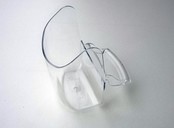 Halfrond klepbakje voor broedkooien | Voer- & drinkbakje