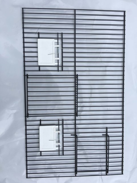 Zwart voorfront 50 x 30 cm met klepjes en nestkastdeur Zwart voorfront 50 x 30 cm met klepjes en nestkastdeur