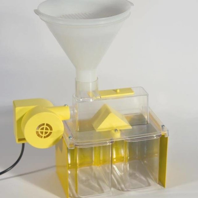 Kafmolen / zaadzifter / zaadkuiser / kafzaadblazer Kafmolen / zaadzifter / zaadkuiser / kafzaadblazer