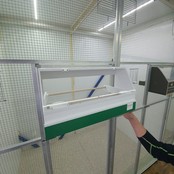 Kunststof voliere voedersilo Kunststof voliere voedersilo
