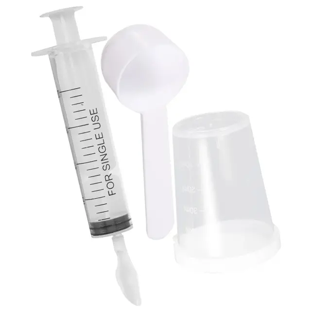 Complete voederspuit met lepel Complete voederspuit met lepel