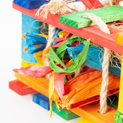 Houten speeldoos met sisal en cocos Houten speeldoos met sisal en cocos