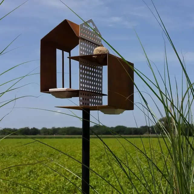 Tweet House – Cortenstaal Vogelvoederhuis Tweet House – Cortenstaal Vogelvoederhuis