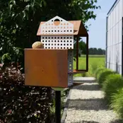 Tweet House – Cortenstaal Vogelvoederhuis Tweet House – Cortenstaal Vogelvoederhuis