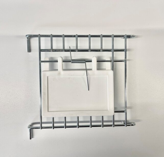 Haakdeur met klepje Haakdeur met klepje