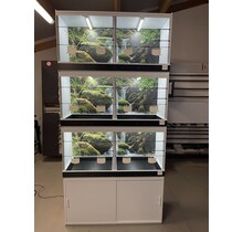 Stelling kunststof broedkooien met fotoprint en ledverlichting