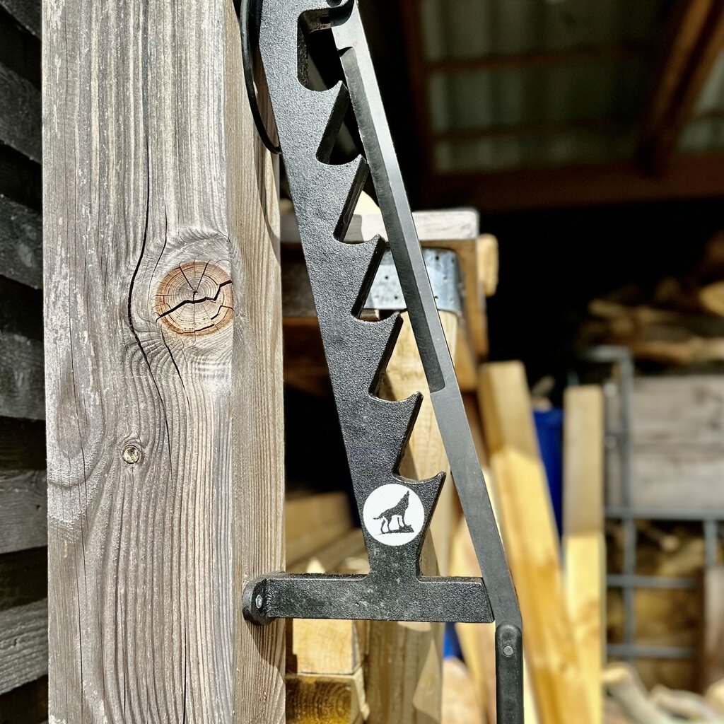 WOLFF MOUNT Robuuste gietijzeren houtklover voor muurmontage met 6 tanden voor het maken van aanmaakhout