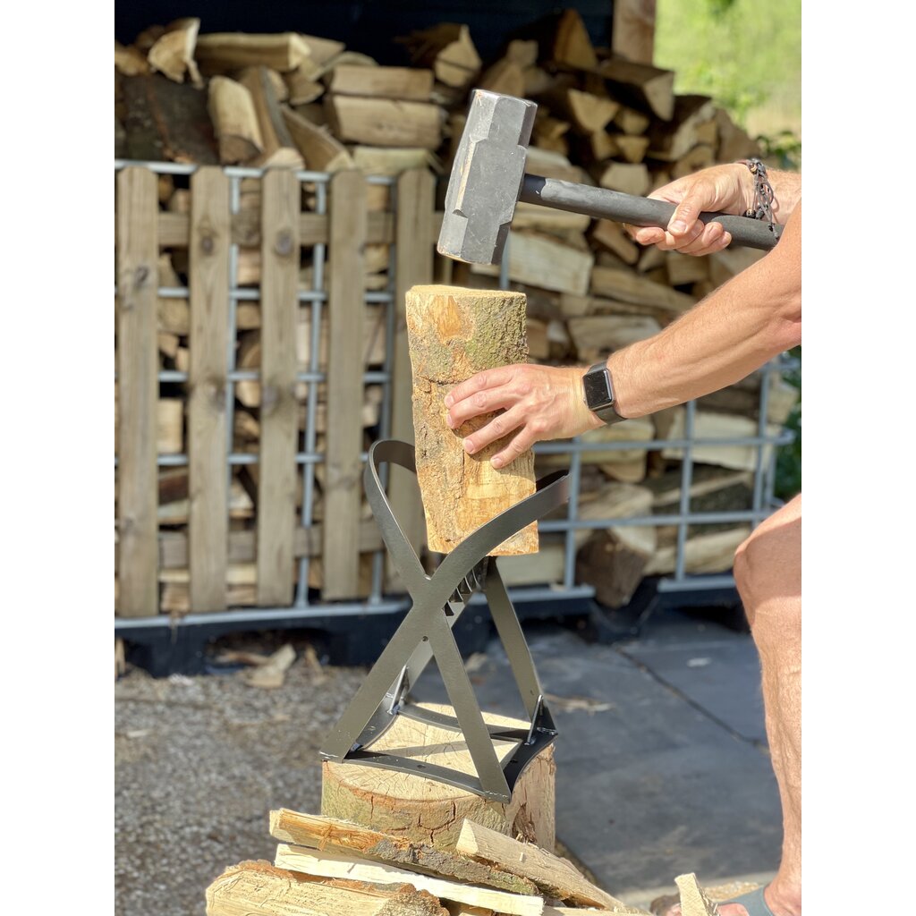 WOLFF MOUNT Houtklover met hamer voor het splijten van stammen