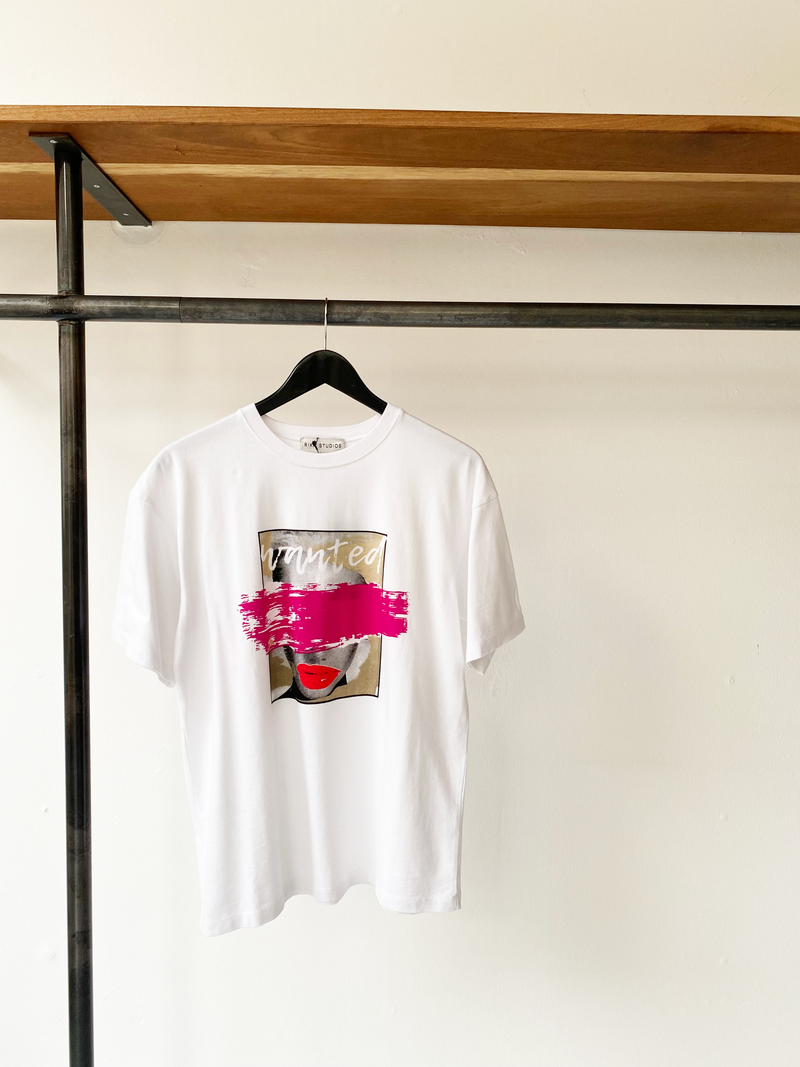 Wanted Tee size XS