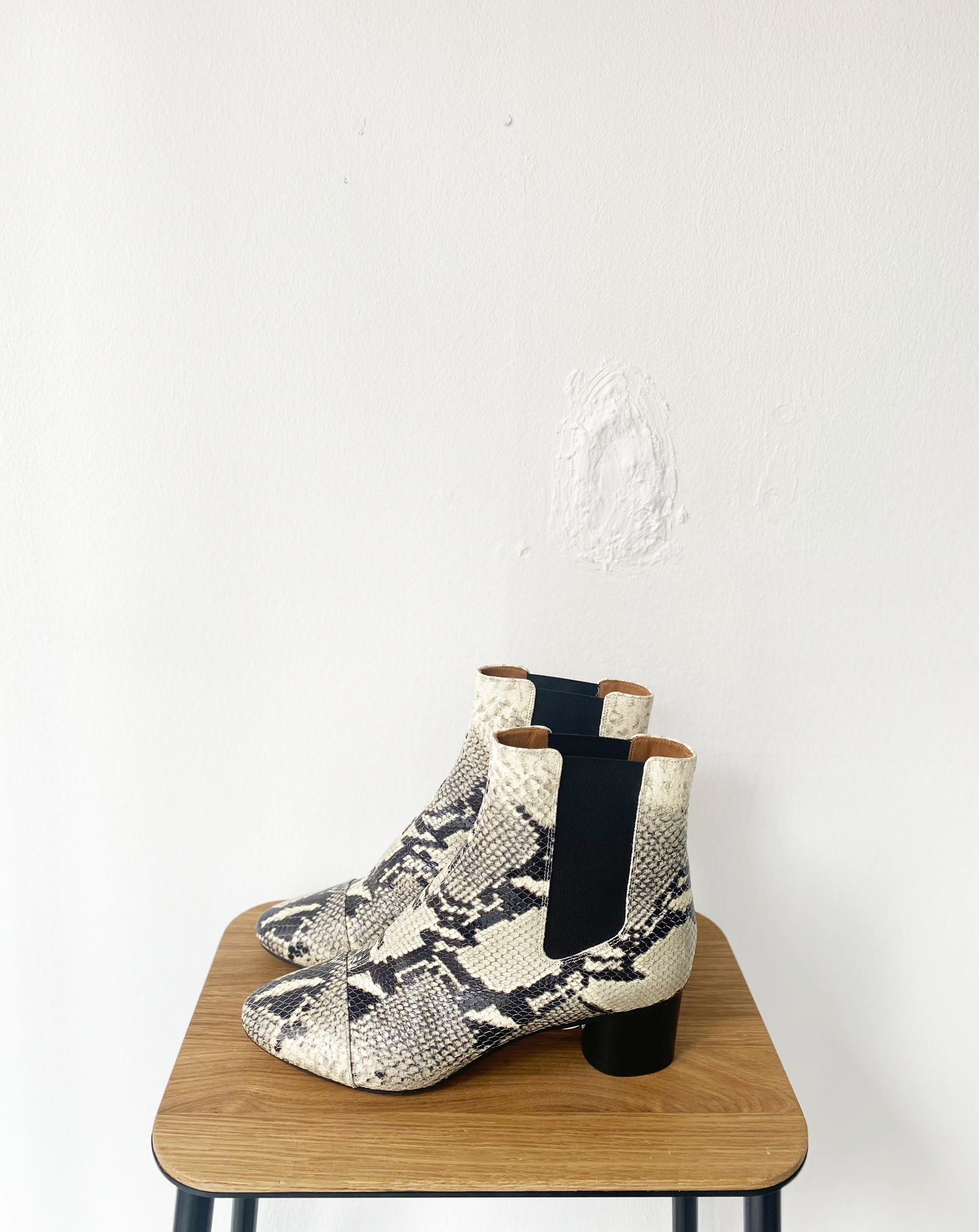 Isabel Marant chalk python boots size 39