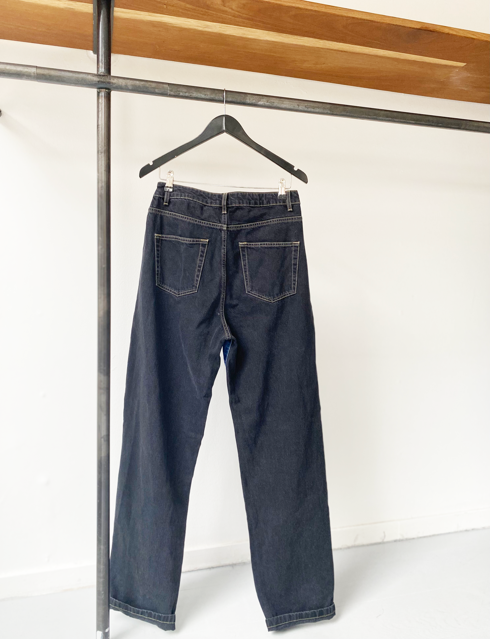 Essentiel Antwerp two colored jeans size 40